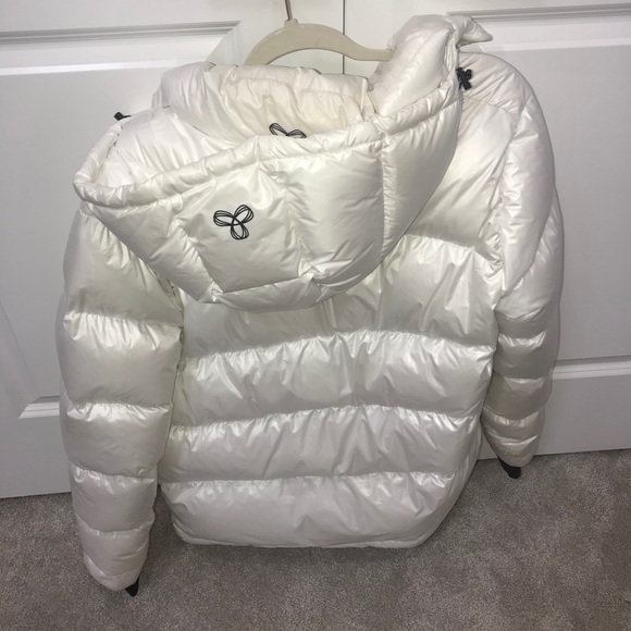 TNA SUPER PUFF HIGH GLOSS WHITE - Picture 3 of 4